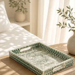 Shell Serenity Tray – Aesthetic Pearl Jewelry Organizer Bracelets and Gift-Ready Trinket Dish